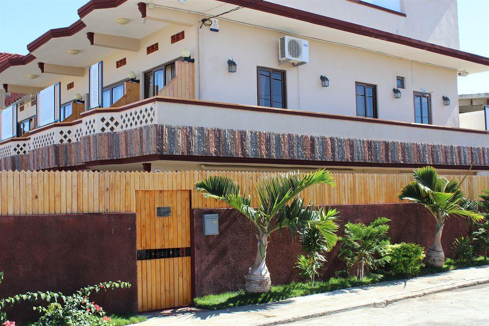 ลัวโซ เดอ โลเซออง เรซิดองซ์ Aparthotel Flic en Flac ภายนอก รูปภาพ